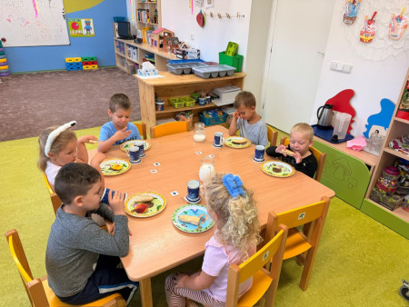 Užíváme si společné chvíle a seznamujeme se s novými kamarády